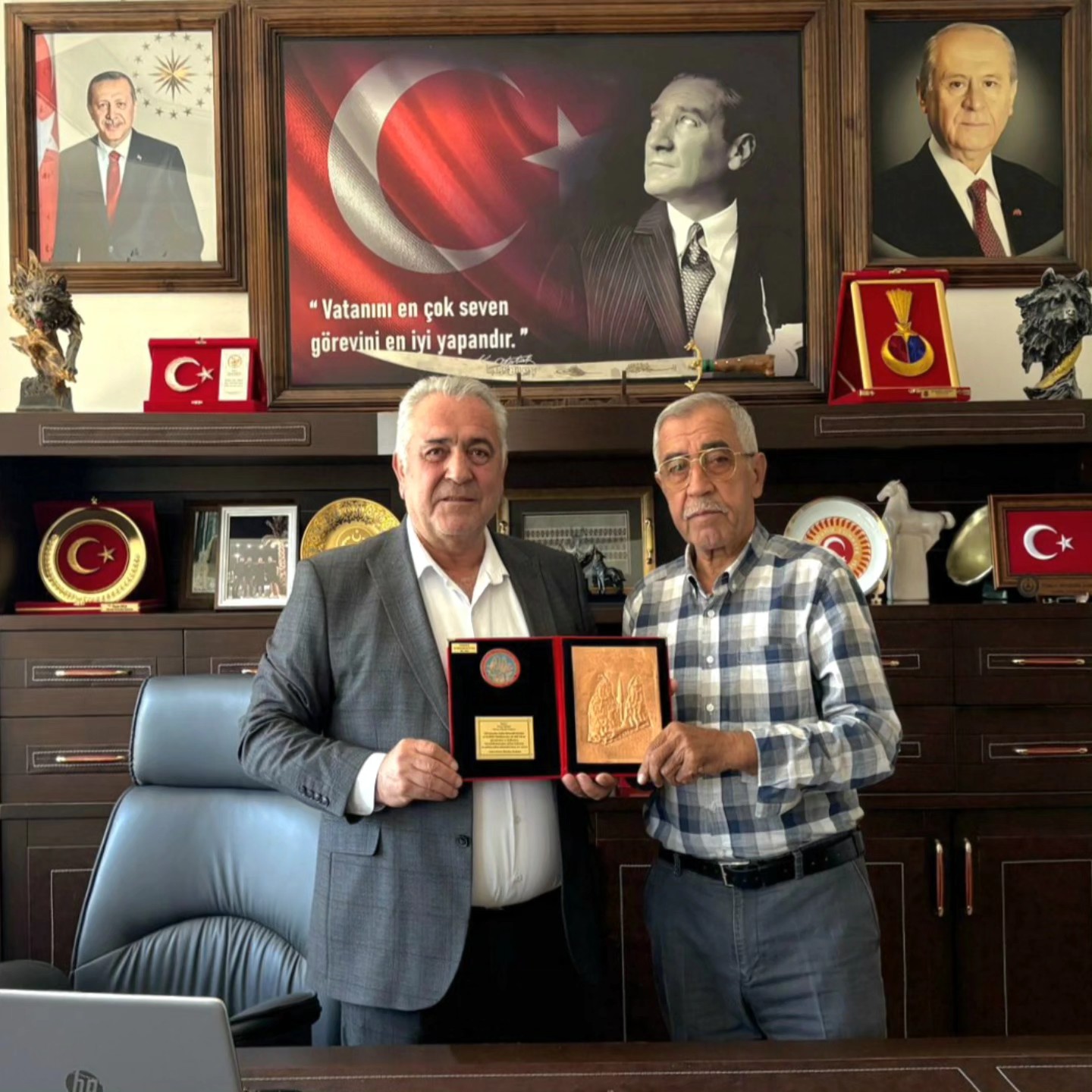 ESKİ BAŞKANLARIMIZDAN MUSTAFA MIZRAK BAŞKANIMIZI ZİYARET ETTİ