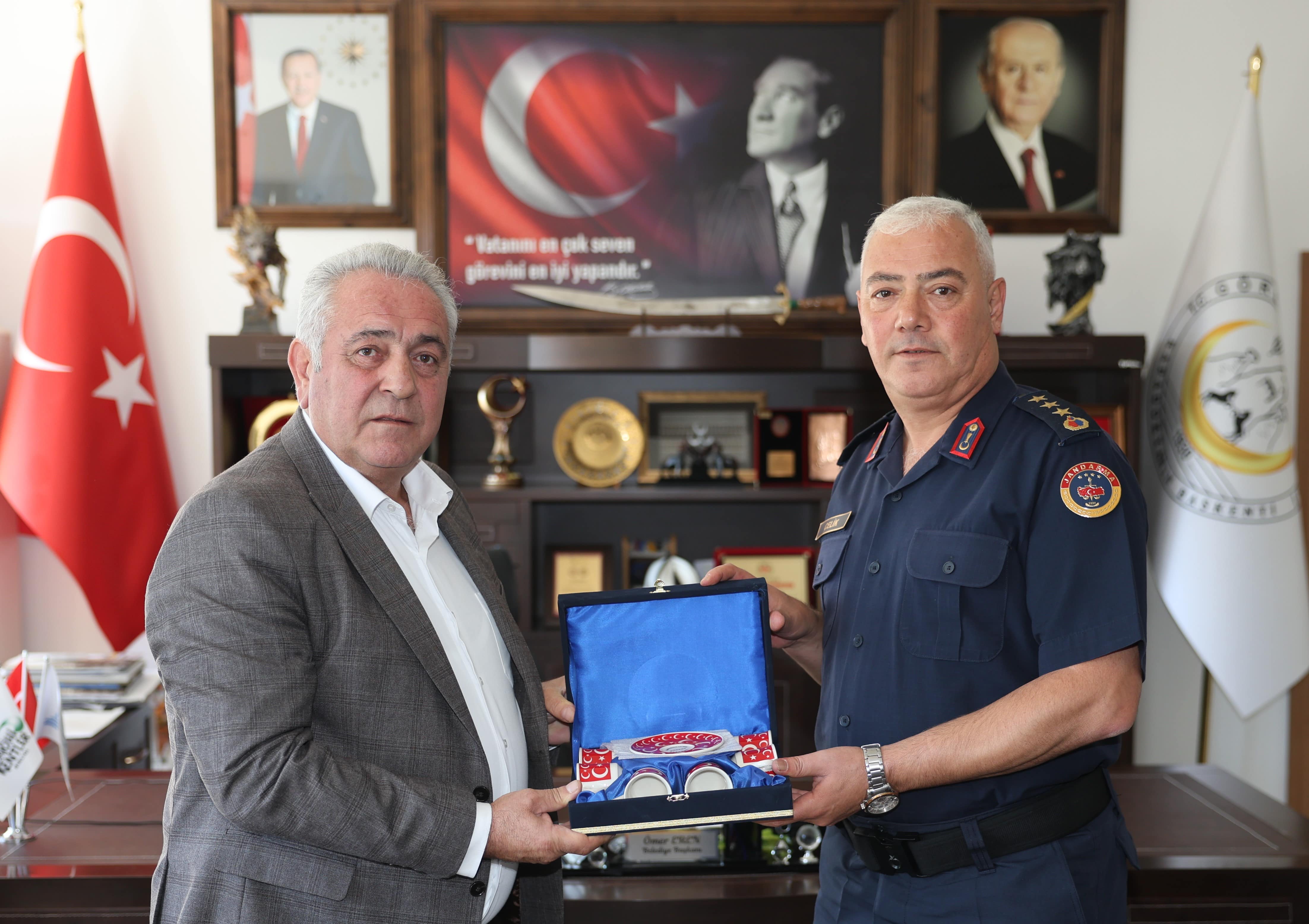 NEVŞEHİR İL JANDARMA KOMUTANI BAŞKAN ÖMER EREN'İ ZİYARET ETTİ