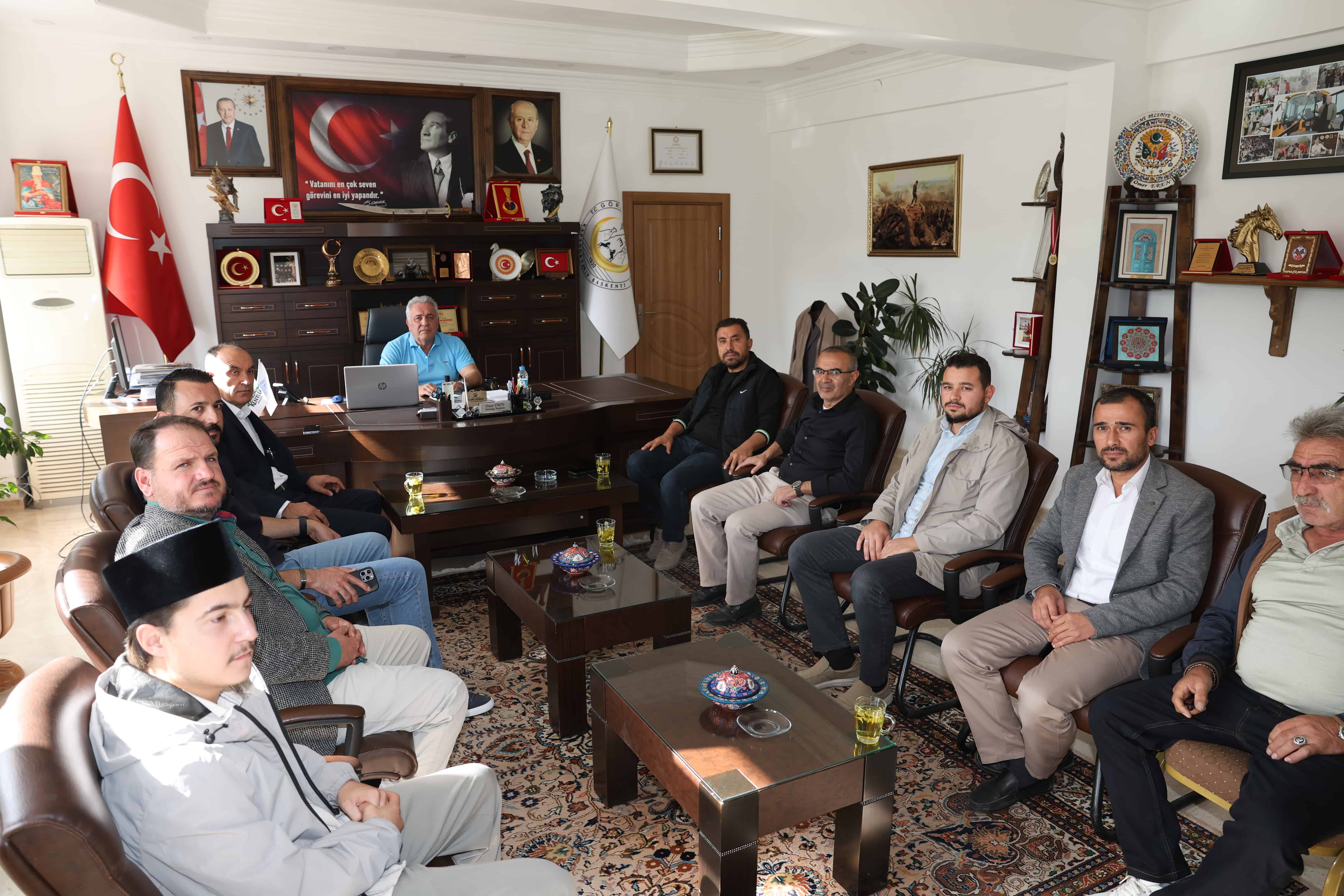 BAŞKAN EREN, CAMİLER VE DİN GÖREVLİLERİ HAFTASINI KUTLADI.