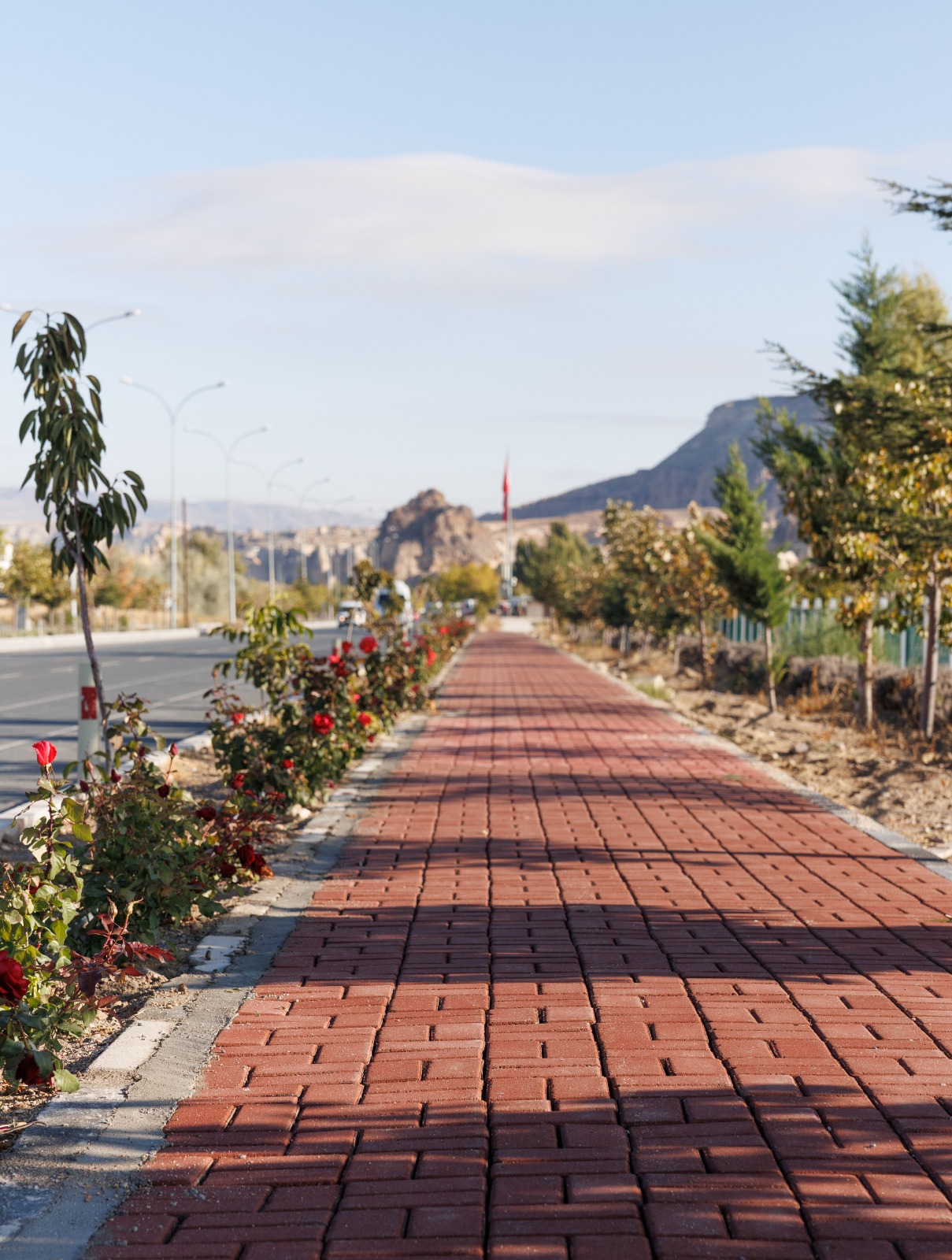 Bilal Eroğlu Caddesi Yürüyüş Yolu Tamamlandı!