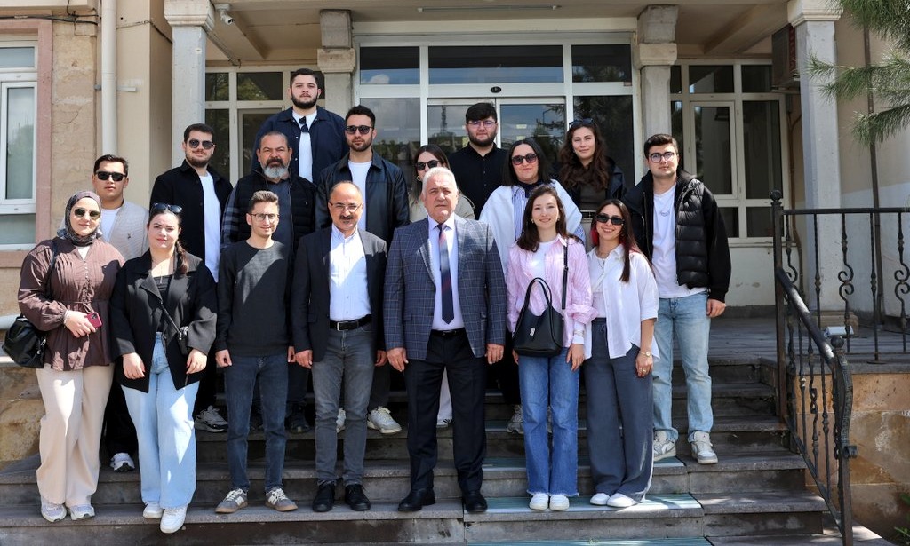 BARTIN ÜNİVERSİTESİ PEYZAJ MİMARLIĞI BÖLÜMÜ ÖĞRENCİLERİNDEN ZİYARET